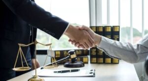 شركة آل عثمان للمحاماة والاستشارات القانونية